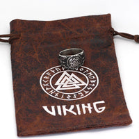 Bague Valknut porté par les corbeaux d'Odin