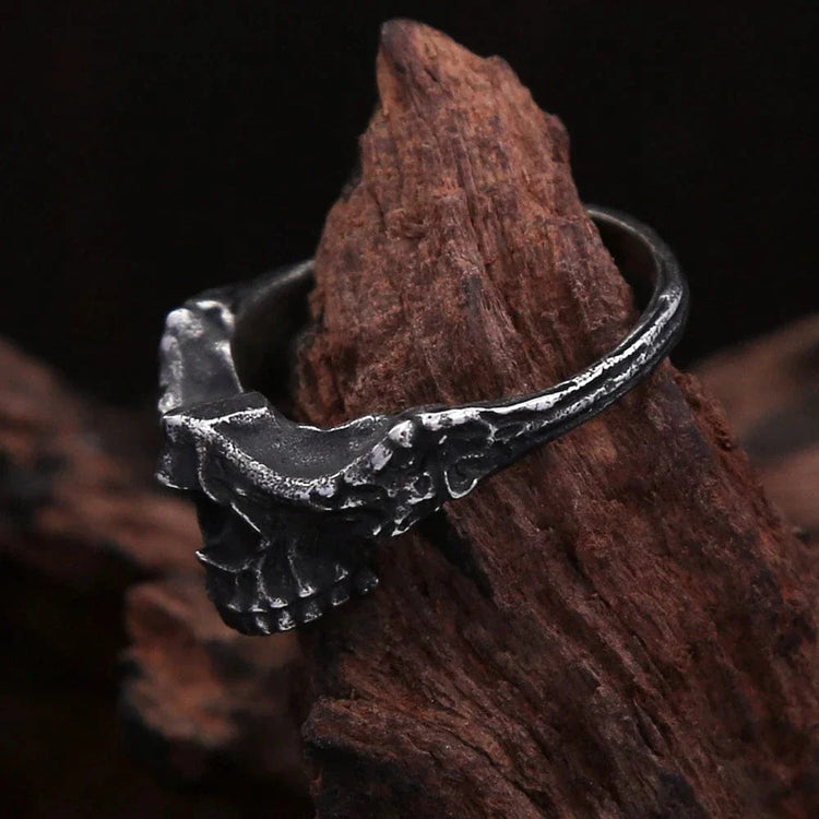 Bague viking tête de mort