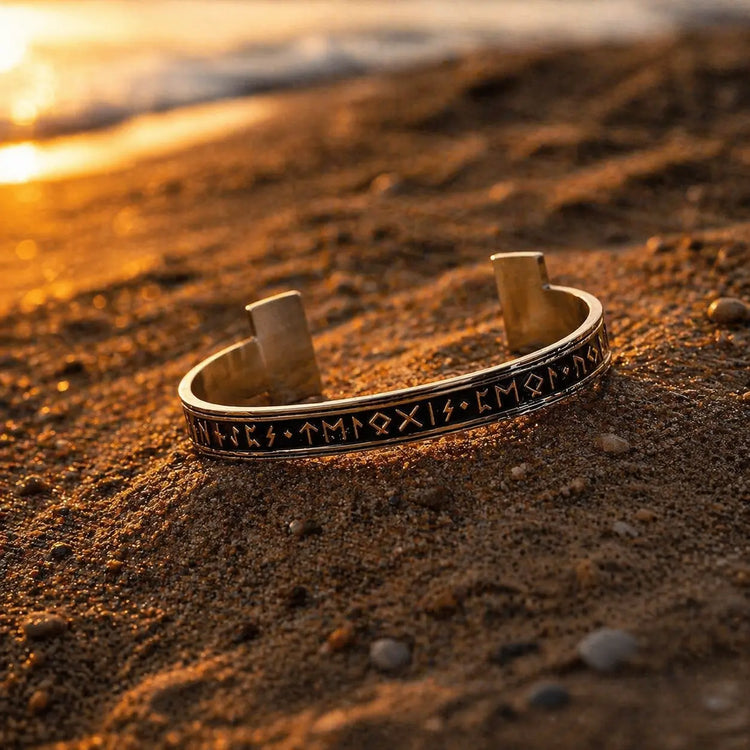 Bracelet runique incantatoire Viking