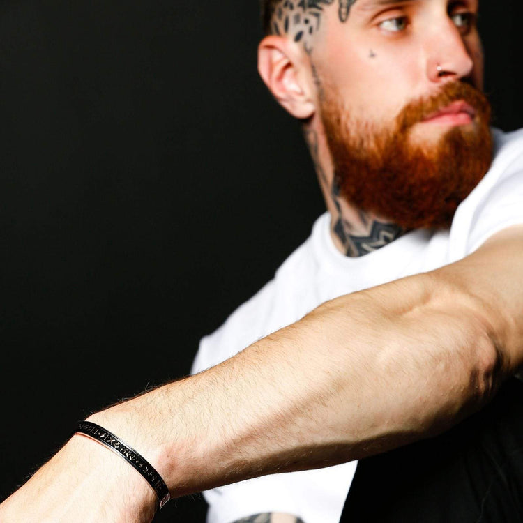 Bracelet runique incantatoire Viking