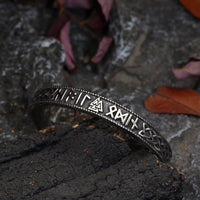 Bracelet Valknut porteur de runes