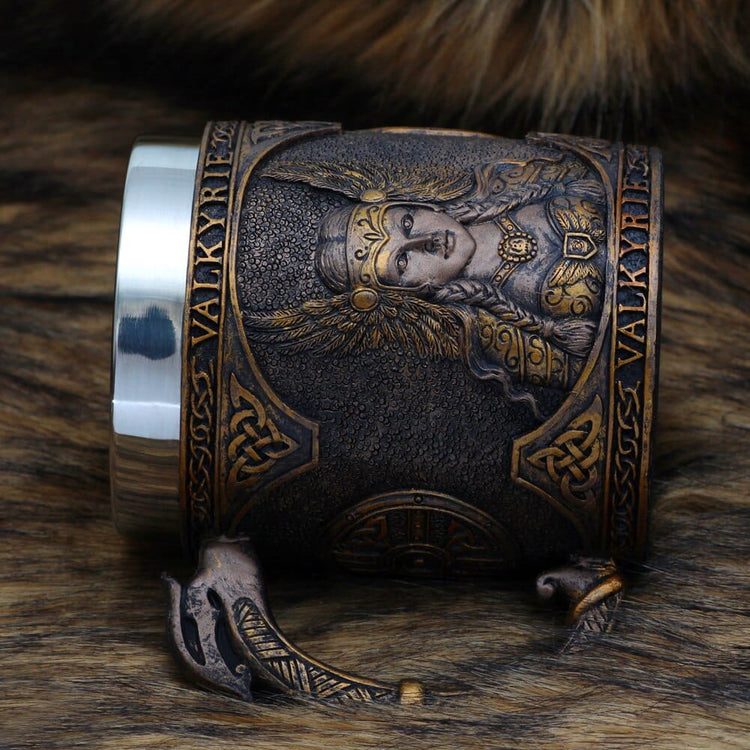 Chope viking \"Tankard des Ailes de la Valkyrie\"