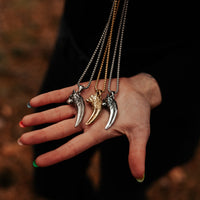 Collier de loup \"Ne jamais abandonner\"