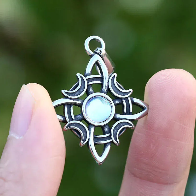 Collier \"Garde la lumière\" avec pierre de lune