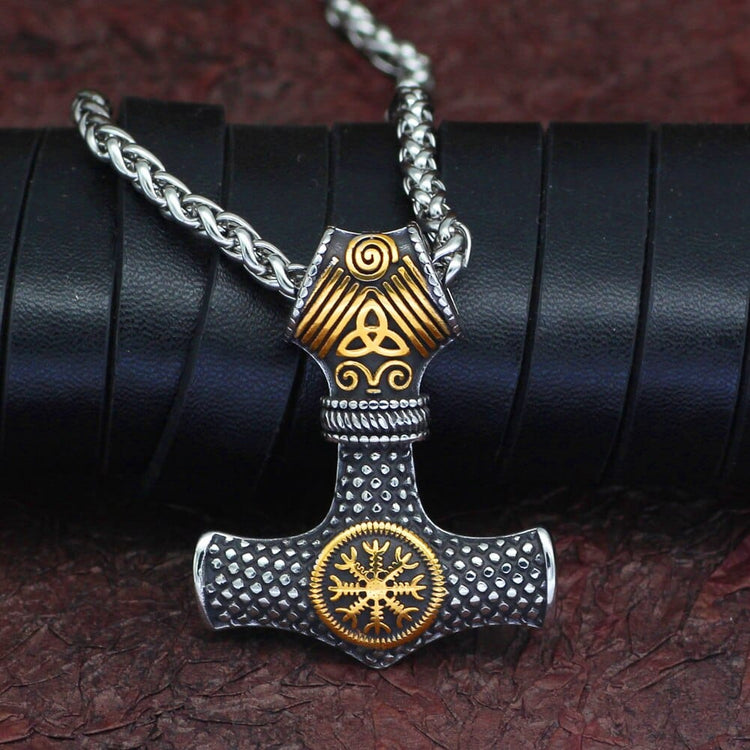 Collier marteau de Thor avec heaume de la terreur