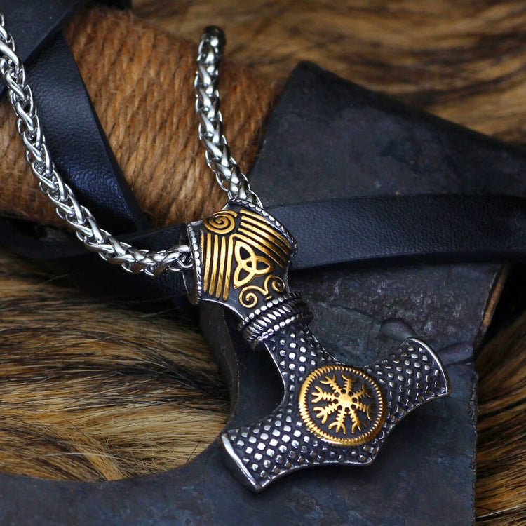 Collier marteau de Thor avec heaume de la terreur