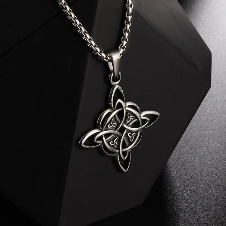 Collier \"Vie Éternel\" noeud de la trinité celtique