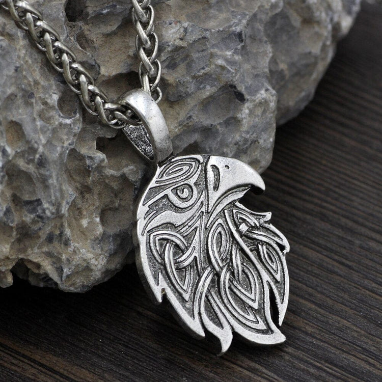 Collier tête du corbeau d'Odin