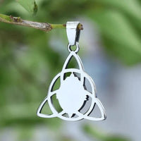 Collier Triquetra \"Talisman de Féminité\" avec pierre de lune