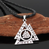 Collier Valknut imbriqués