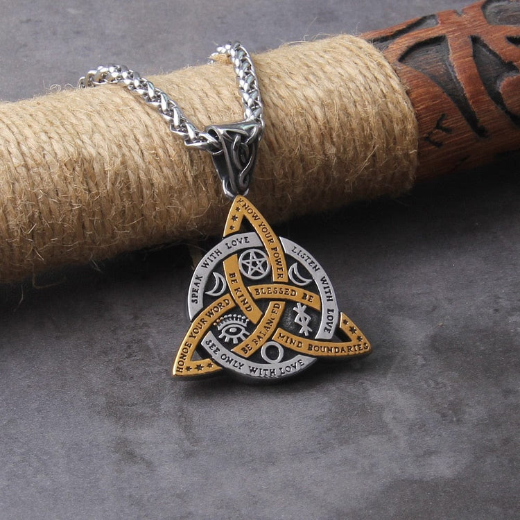 Collier Viking \"Collier des Commandements de la Triquetra\"