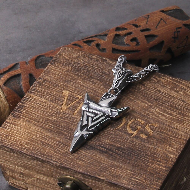 Collier Viking \"Lance d'Odin Collier Valknut\"